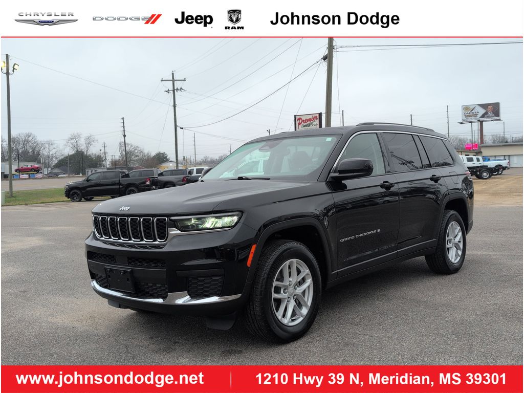 2023 Jeep Grand Cherokee L Laredo's photo