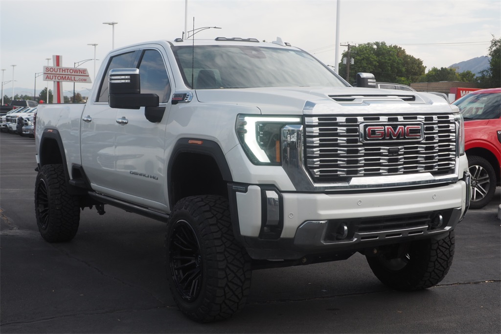 2024 Gmc Sierra HD Denali photo 3