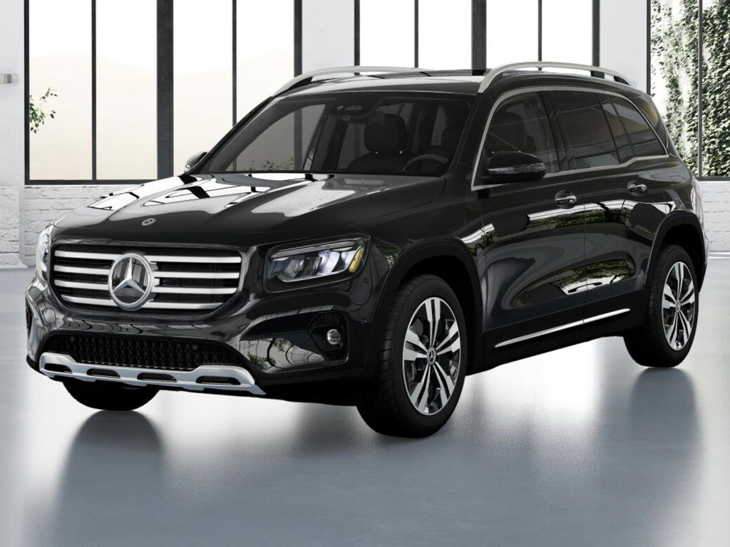 2025 Mercedes-Benz GLB Base's photo
