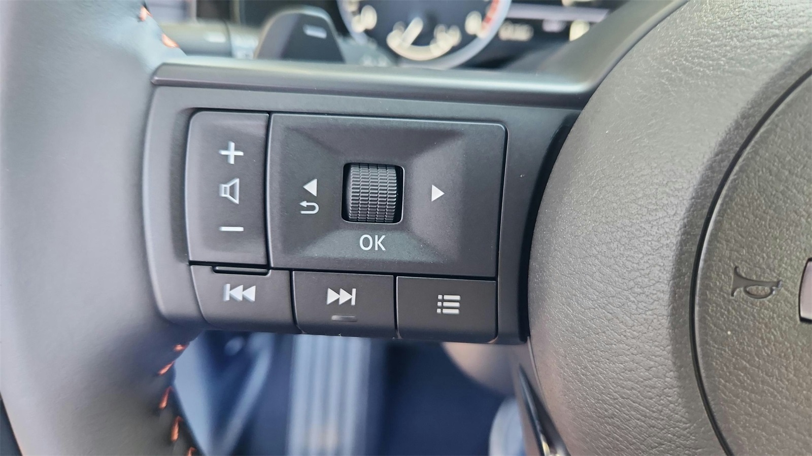 2025 Nissan Pathfinder Rock Creek photo 23