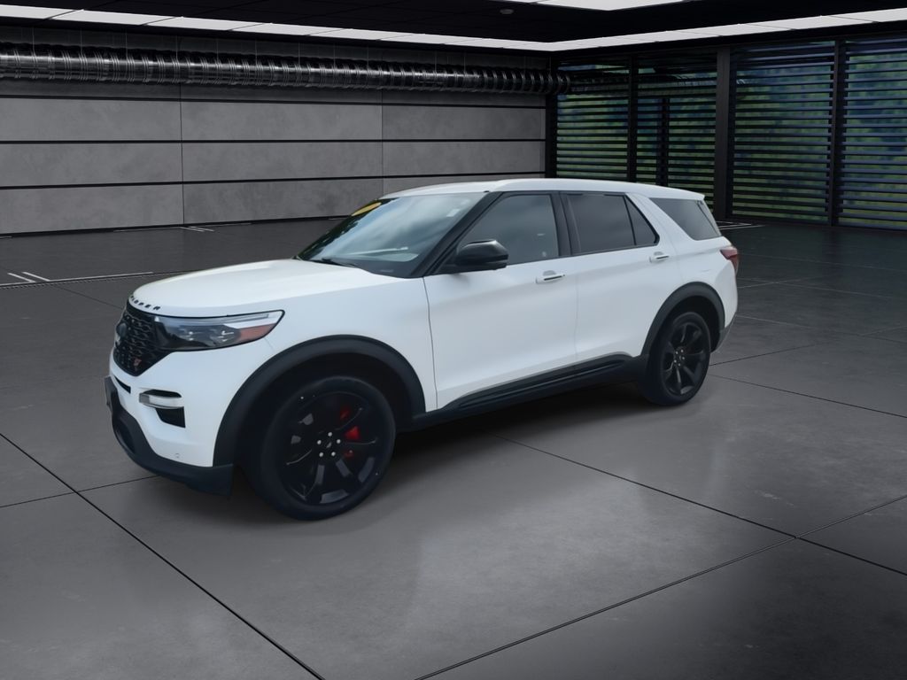 2022 Ford Explorer ST photo 4