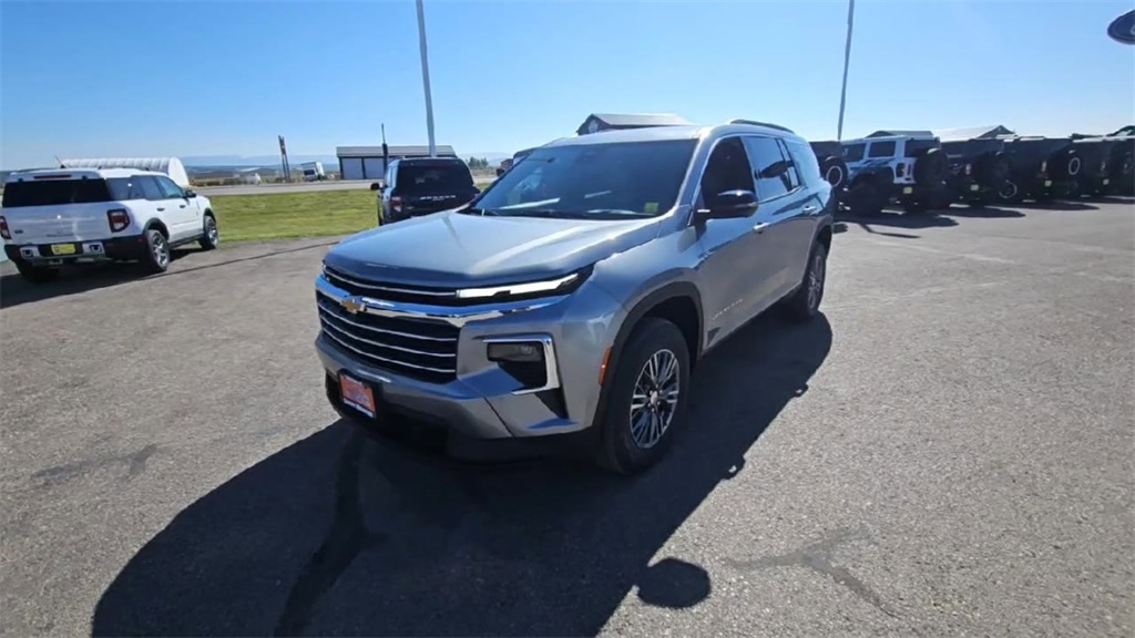 2026 Chevrolet Traverse 1LT photo 4