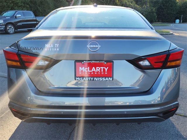 2025 Nissan Altima S photo 4