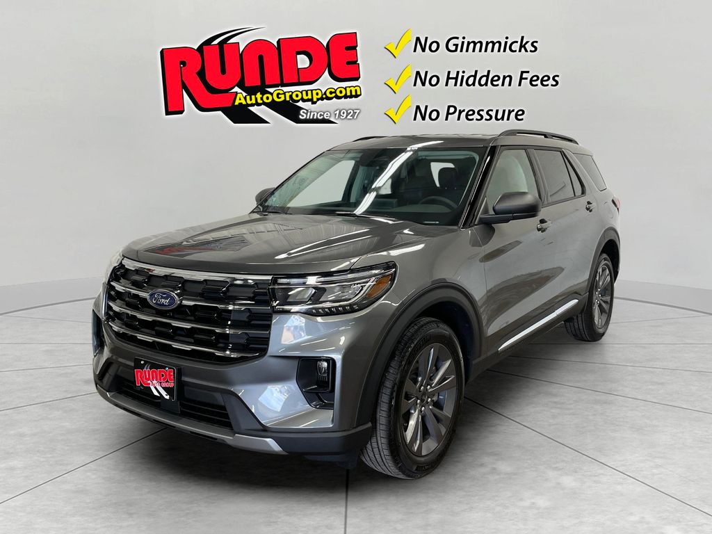 2025 Ford Explorer Active's photo