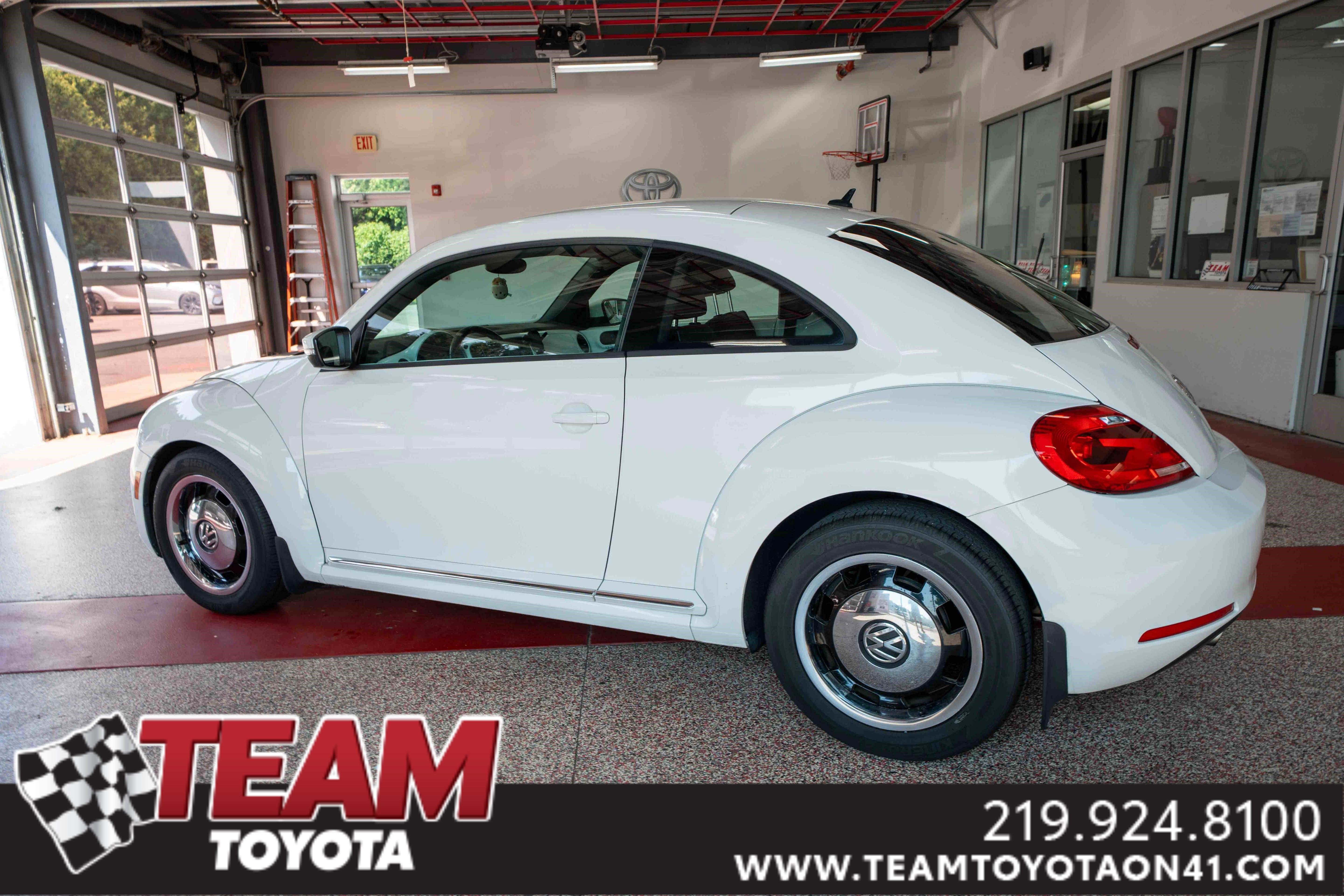 Used 2012 Volkswagen Beetle 2.5 with VIN 3VWJP7AT7CM661654 for sale in Schererville, IN