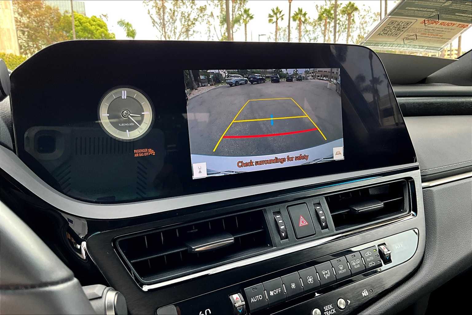 2023 Lexus ES 350 photo 24