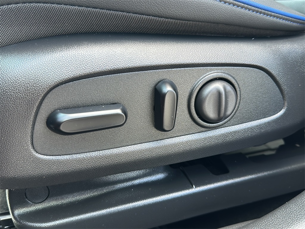 2024 Buick Envista ST photo 17