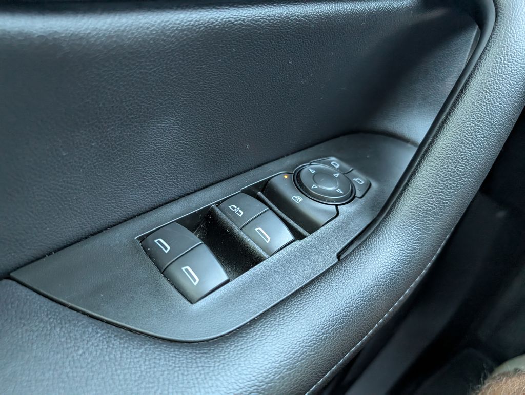 2021 Chevrolet Blazer 2LT photo 12