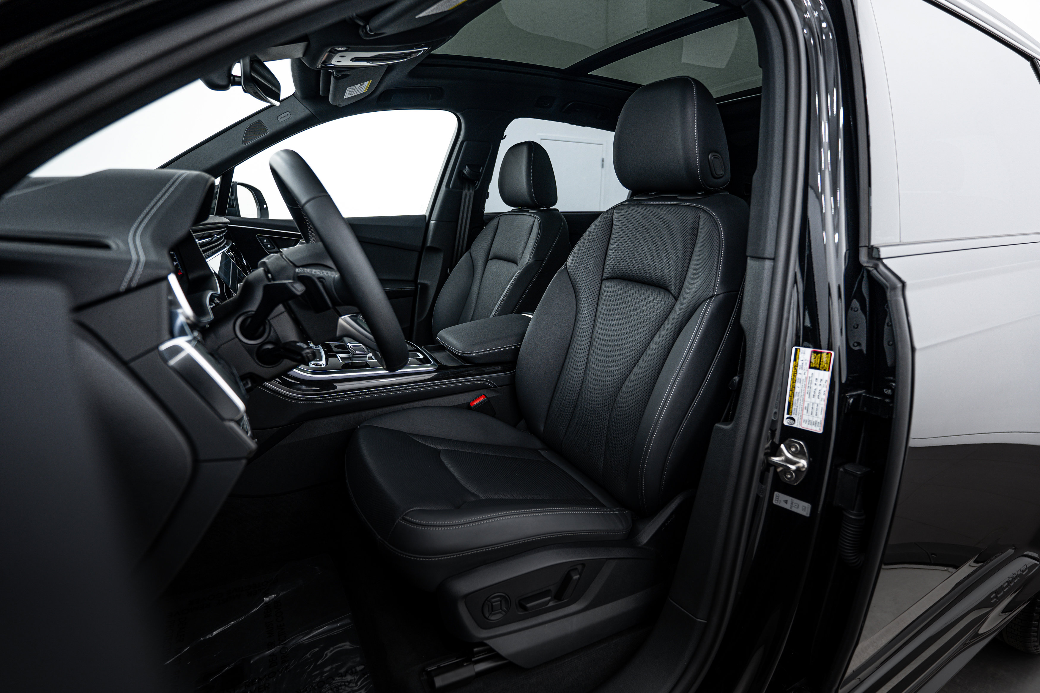 2025 Audi Q7 Premium Plus photo 11