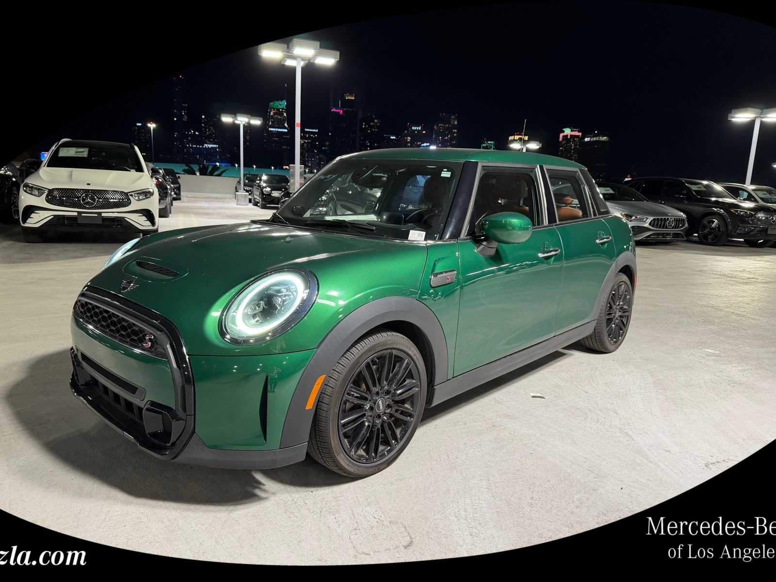 2023 MINI Hardtop 4 Door S's photo