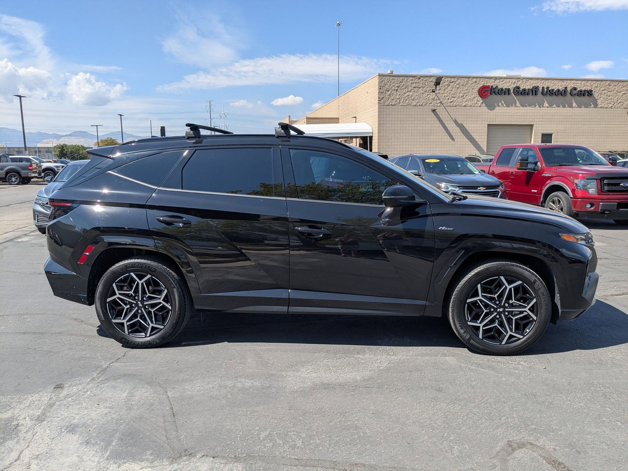 2024 Hyundai Tucson Hybrid N Line photo 2