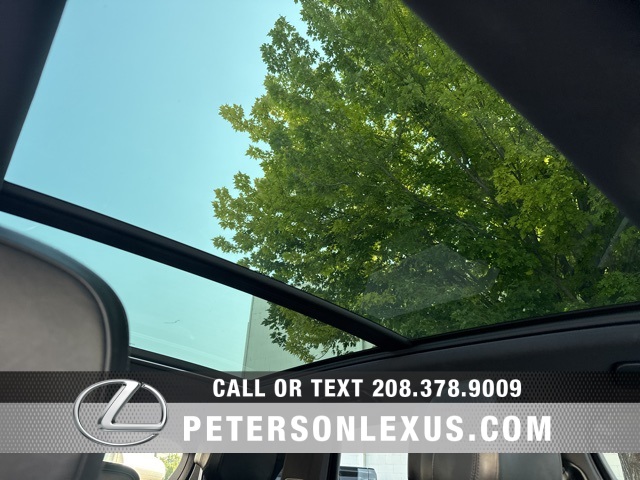 2019 Porsche Cayenne Base photo 14