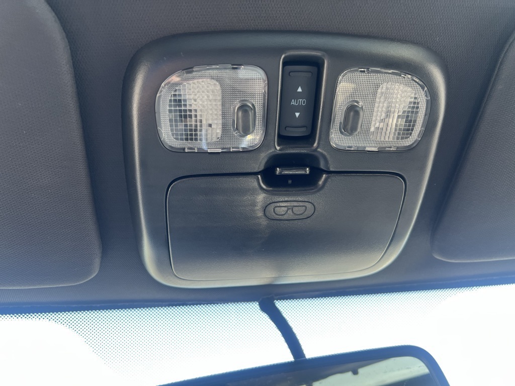 2010 Ford Escape Limited photo 21