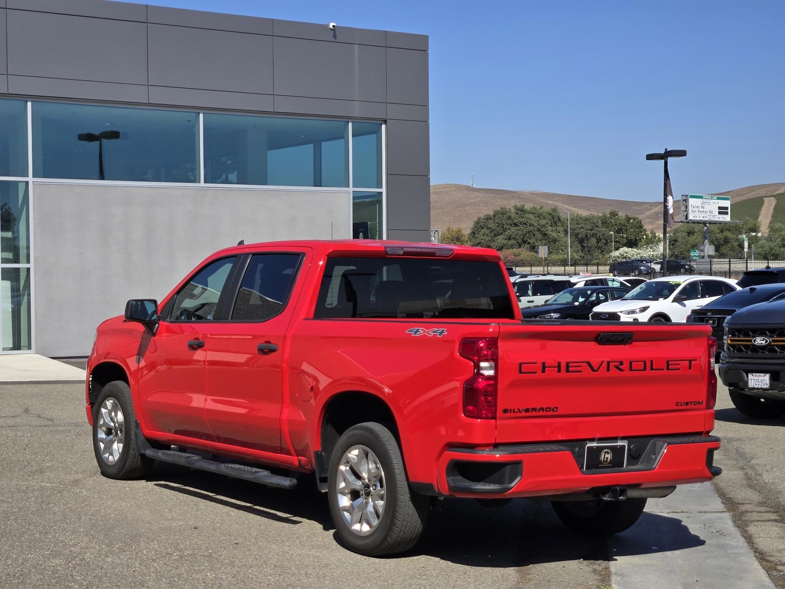2023 Chevrolet Silverado 1500 Custom photo 6