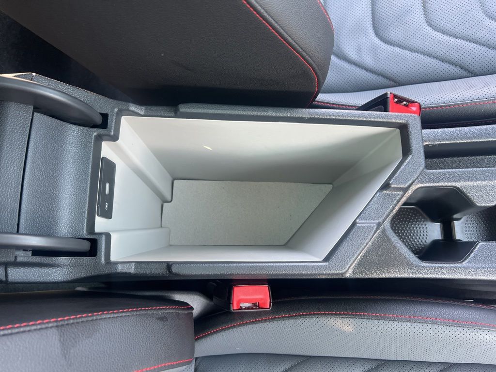 2025 Volkswagen Jetta GLI 2.0T Autobahn photo 18