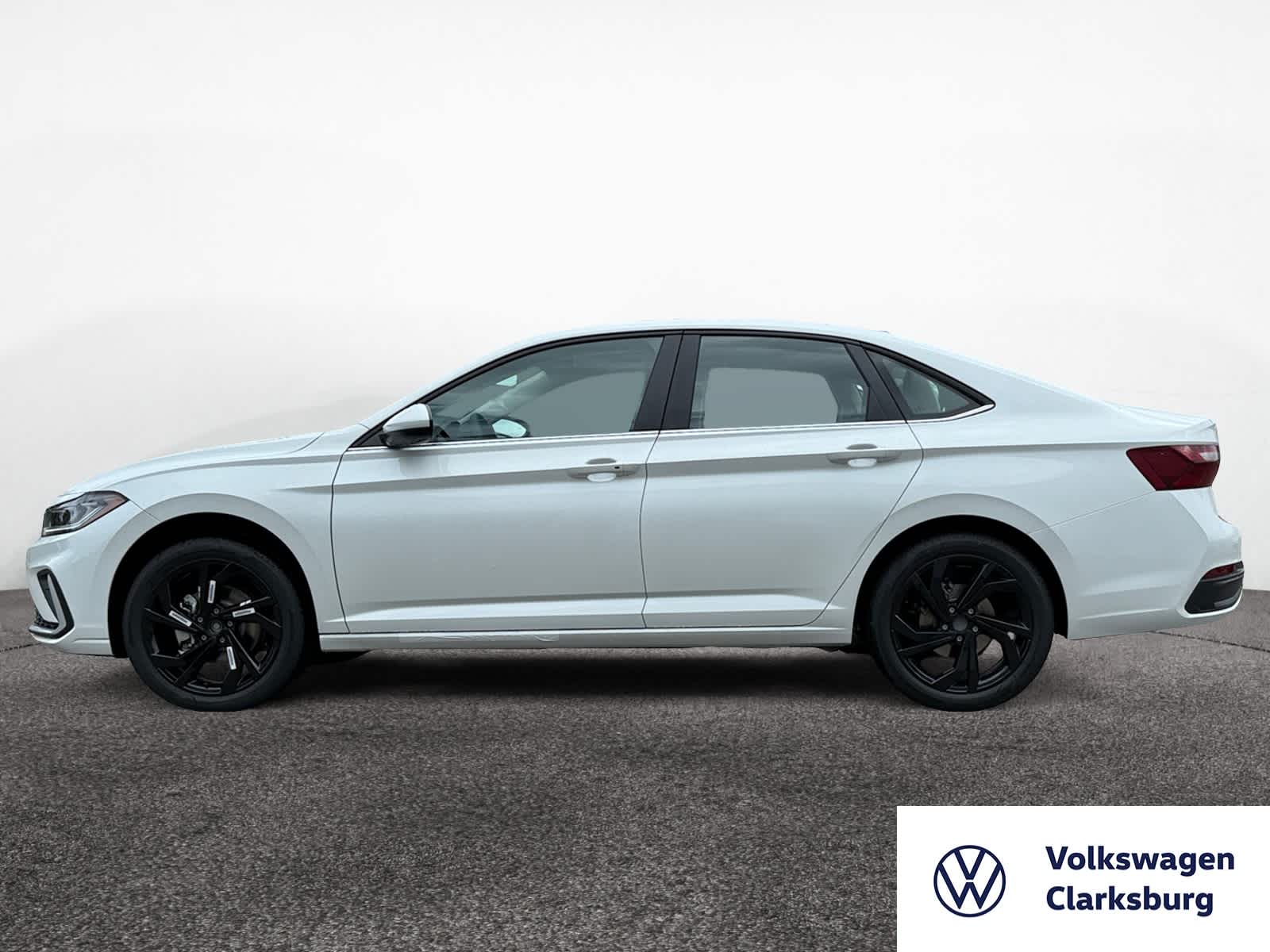 2025 Volkswagen Jetta SE photo 2