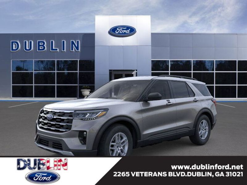 2026 Ford Explorer Active's photo