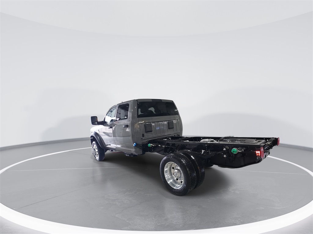2026 Ram 4500 Tradesman photo 4