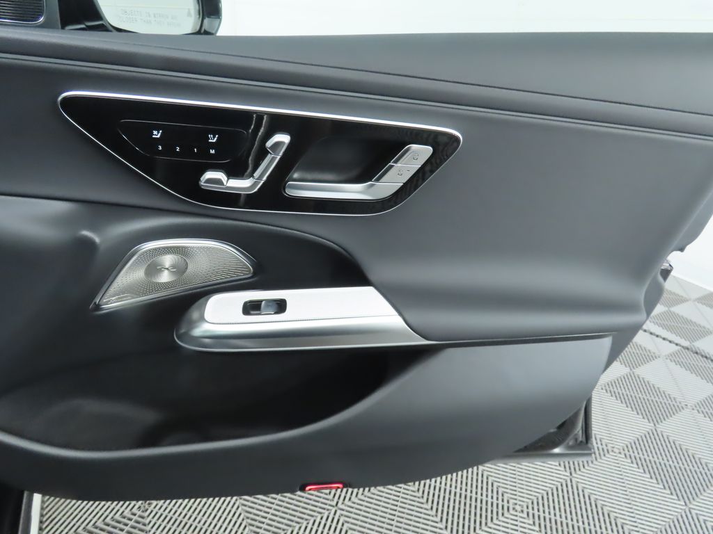 2026 Mercedes Benz E 350 photo 25