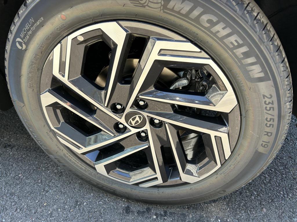 2025 Hyundai Tucson Hybrid Limited photo 7