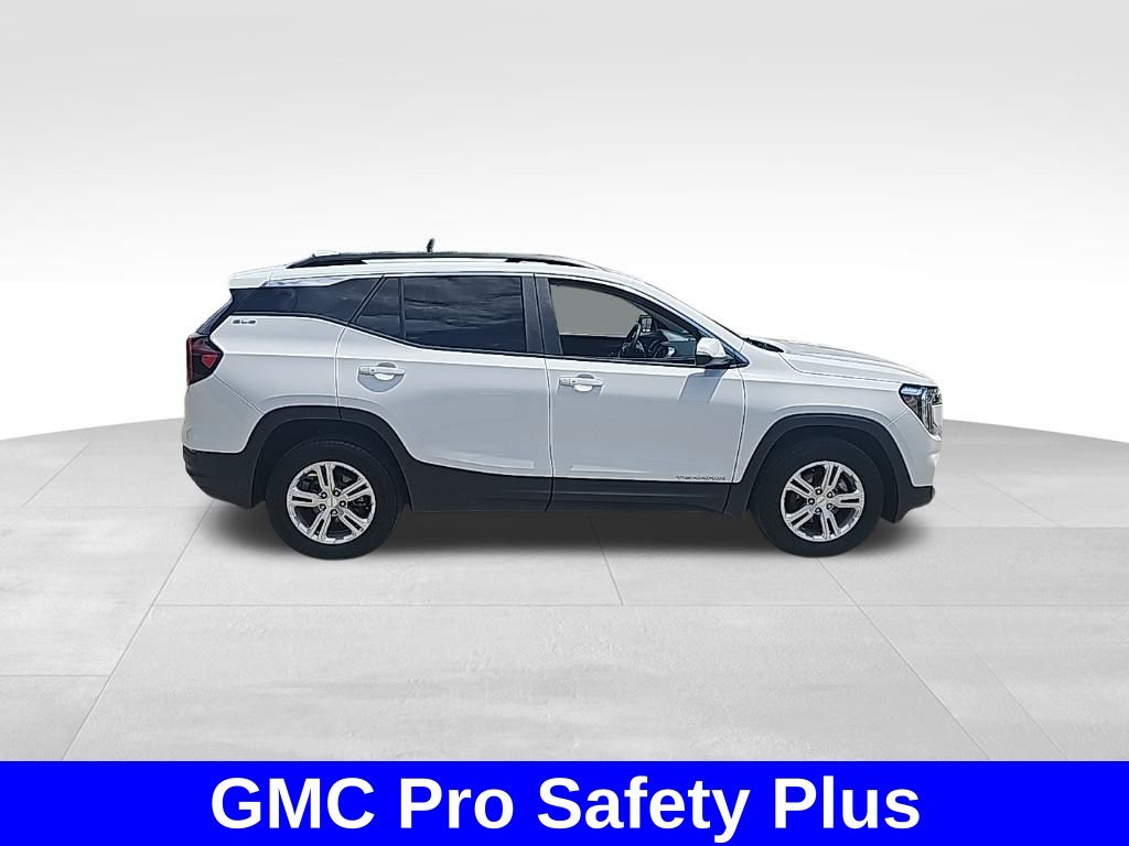 2022 Gmc Terrain SLE photo 2