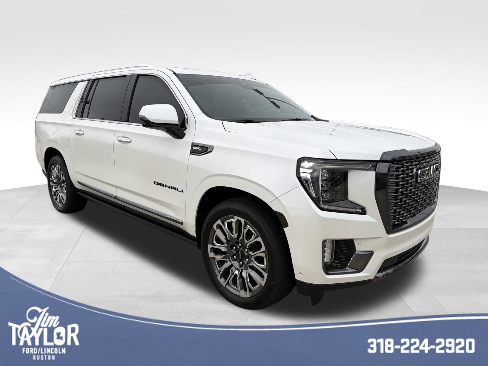 2024 GMC Yukon XL Denali Ultimate's photo