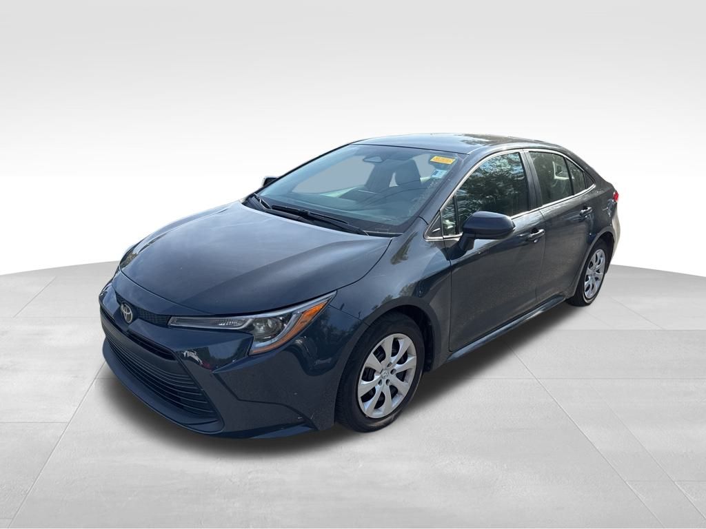2024 Toyota Corolla LE photo 3