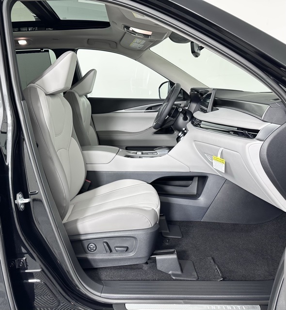 2026 Infiniti QX60 Luxe photo 23