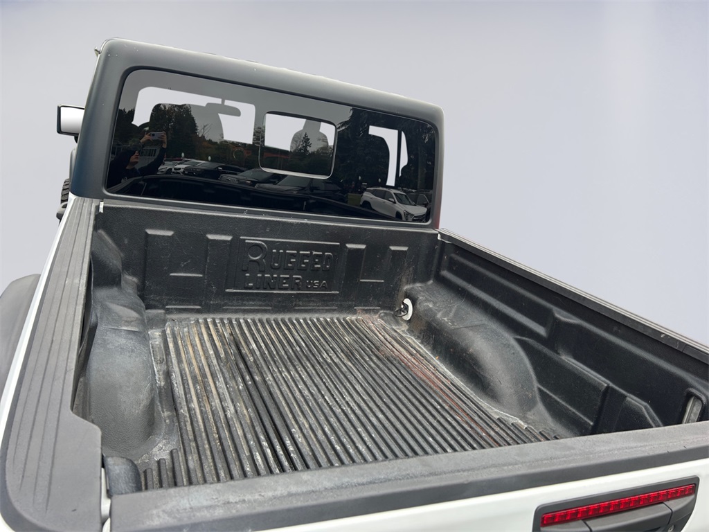 2020 Jeep Gladiator Rubicon photo 15