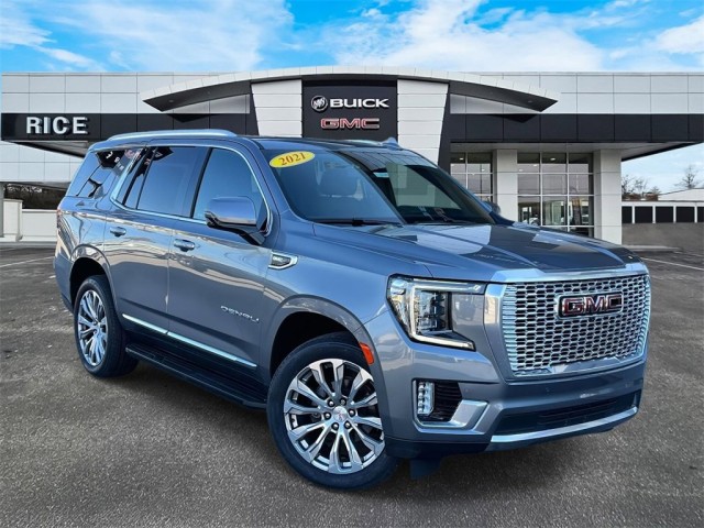 2021 GMC Yukon Denali's photo