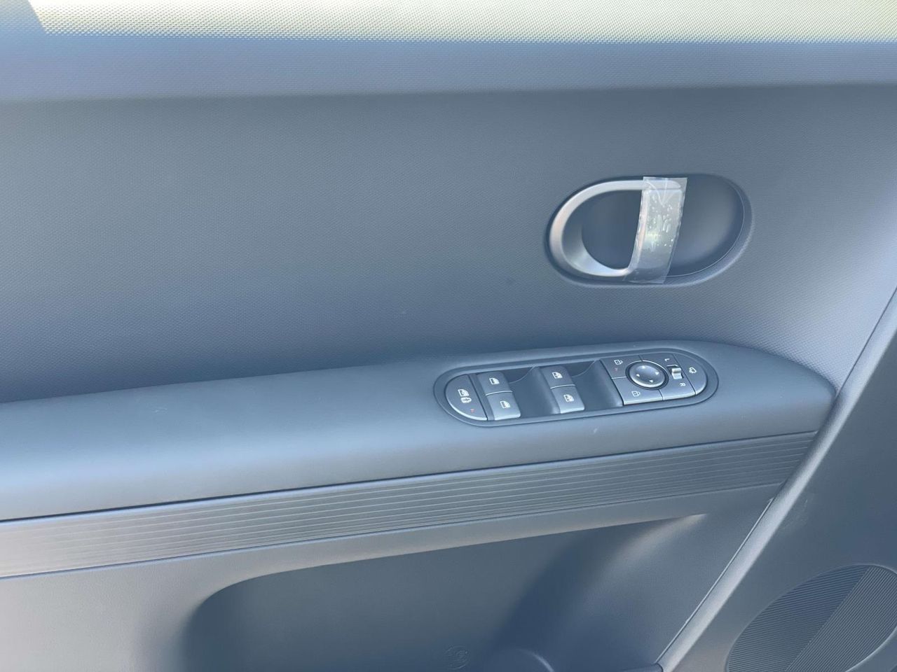 2025 Hyundai Ioniq 5 SEL photo 14