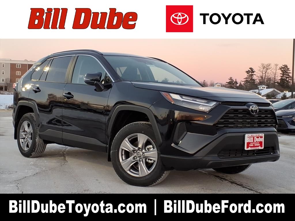 2025 Toyota RAV4 XLE's photo