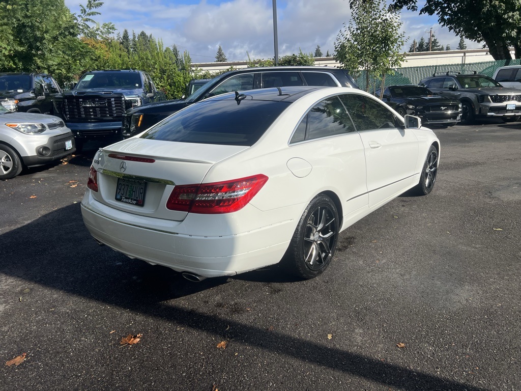 2013 Mercedes Benz E 350 Coupe photo 3