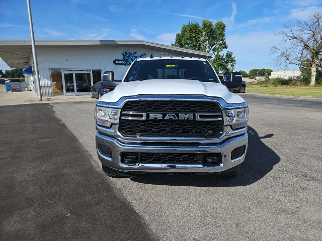 2024 Ram 2500 Tradesman photo 3