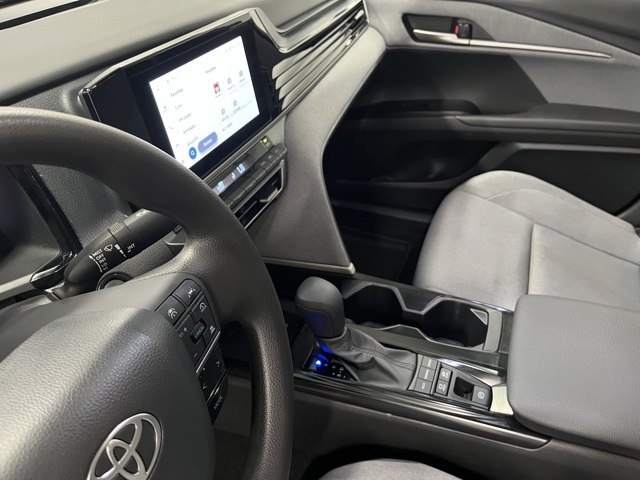 2025 Toyota Camry LE photo 11