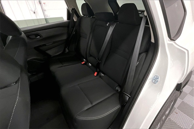 2025 Nissan Rogue S photo 10
