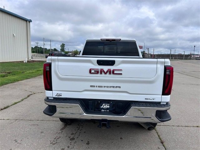 2024 Gmc Sierra 2500 HD SLT photo 3