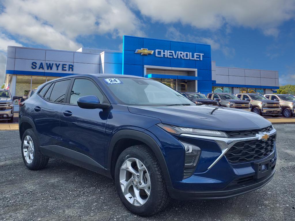 2024 Chevrolet Trax LS's photo