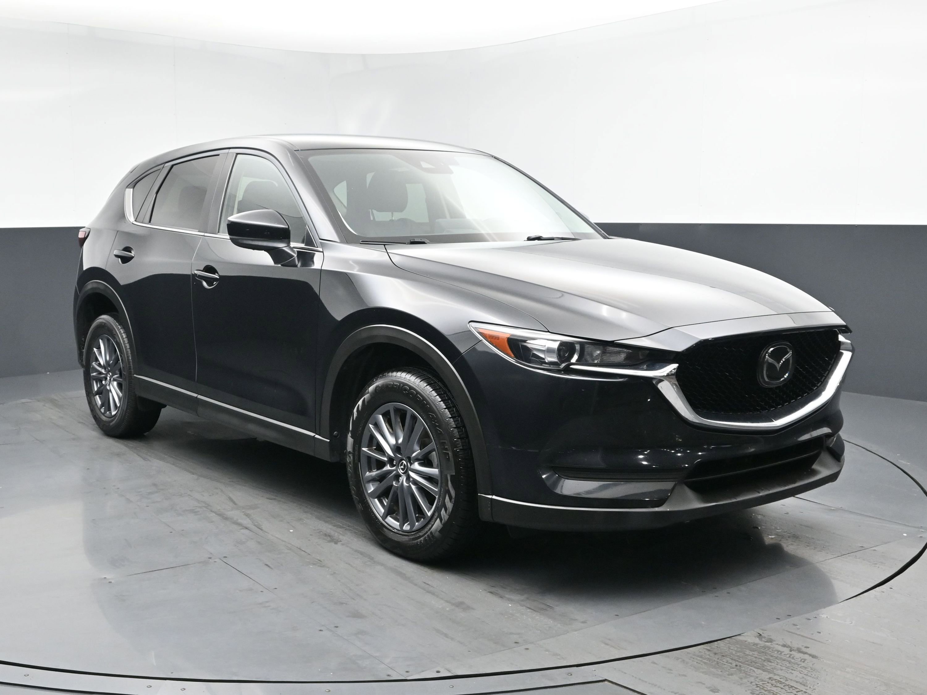 2021 Mazda CX-5 Touring photo 2