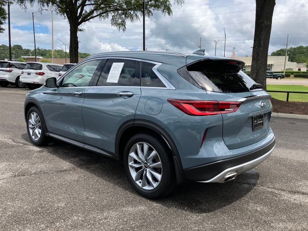 2022 Infiniti QX50 Luxe photo 8