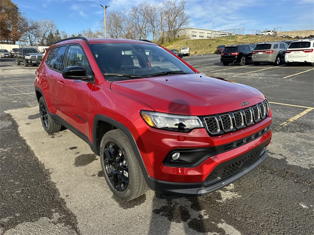 2026 Jeep Compass Latitude photo 4
