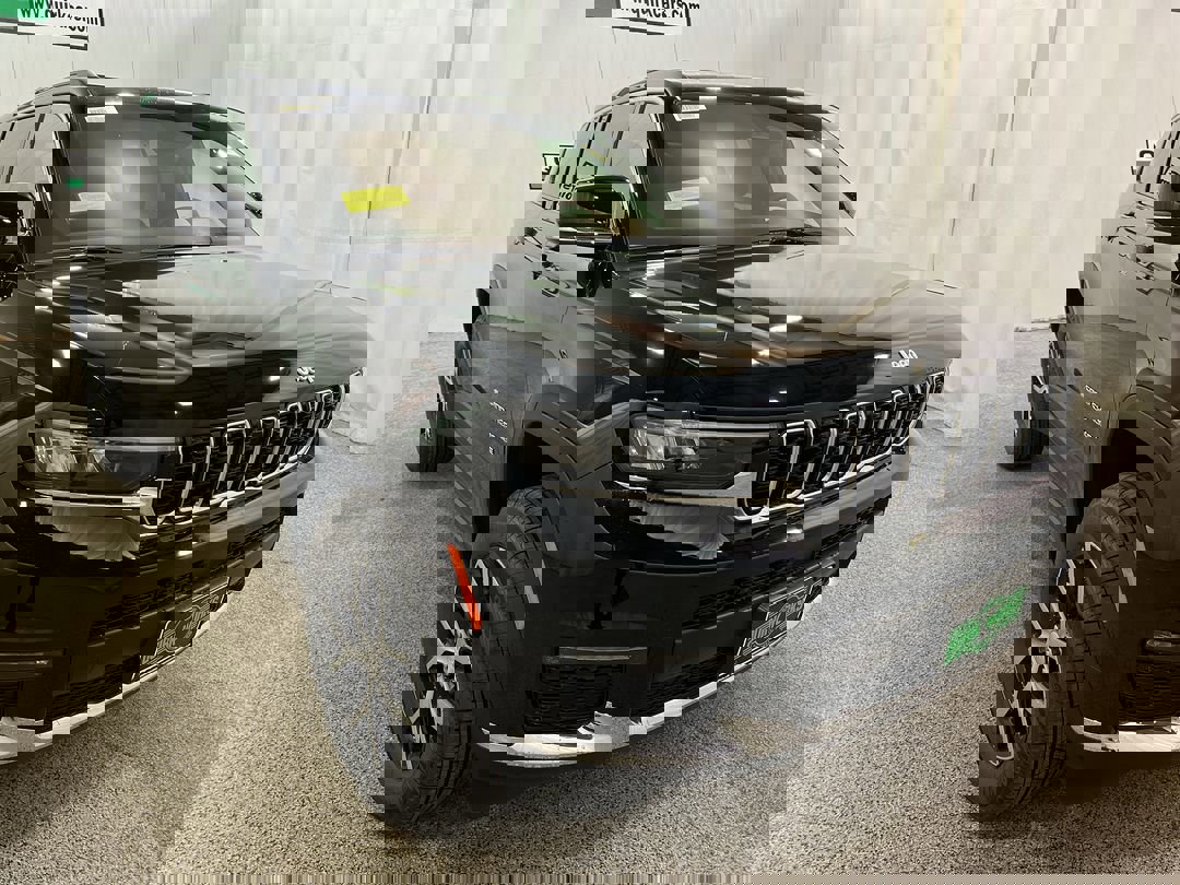 2025 Jeep Grand Cherokee L Limited's photo