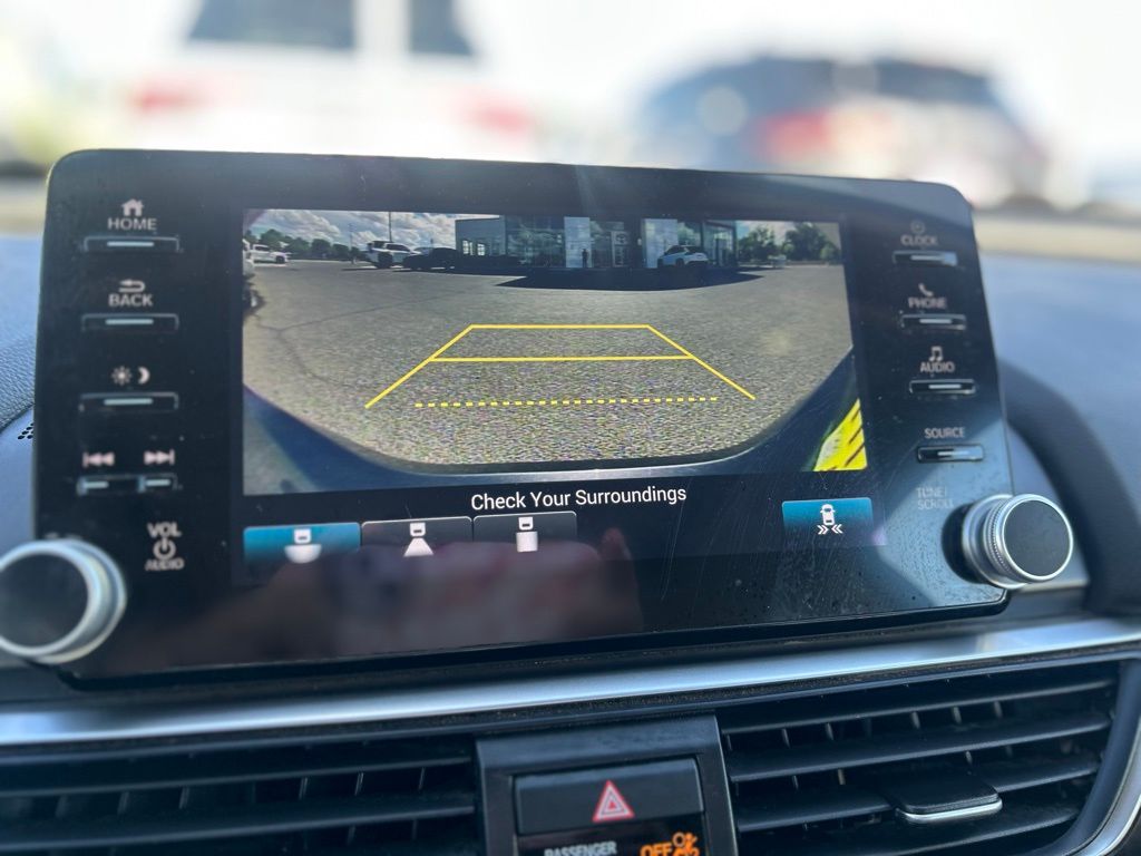2021 Honda Accord Hybrid EX photo 25