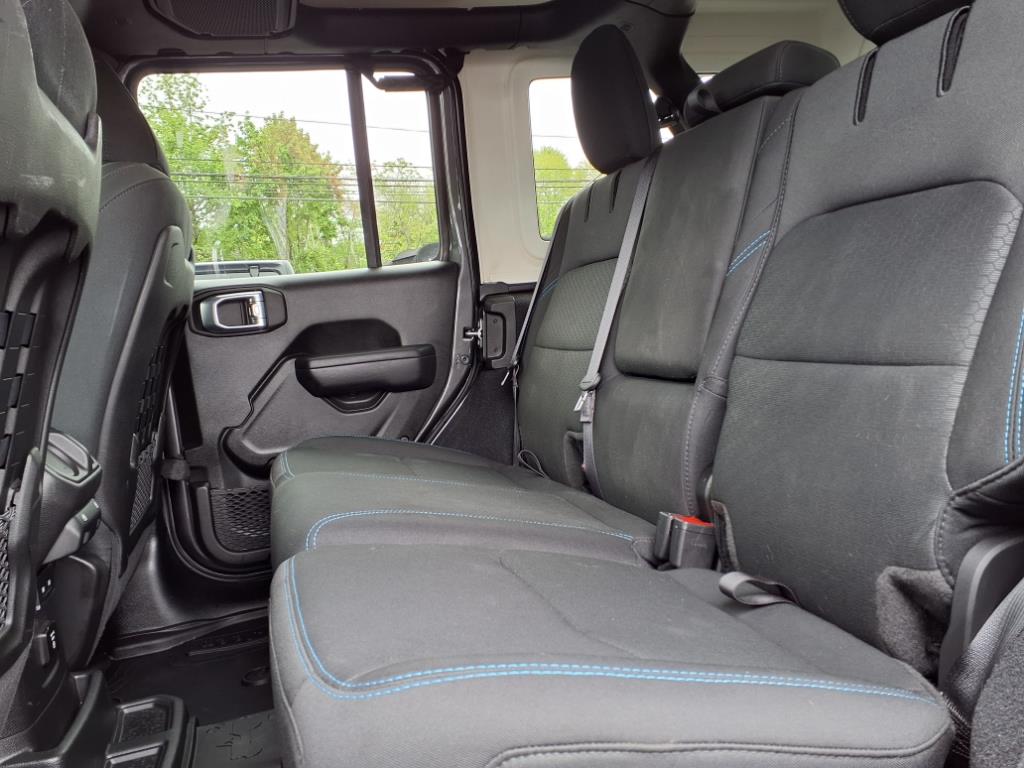 2022 Jeep Wrangler Unlimited Rubicon 4xe photo 13