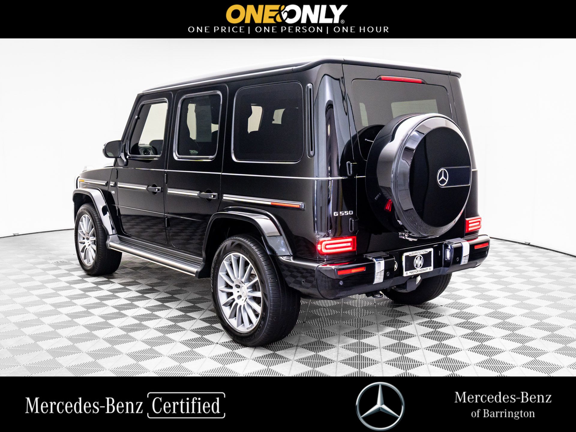 2023 Mercedes Benz G 550 photo 3