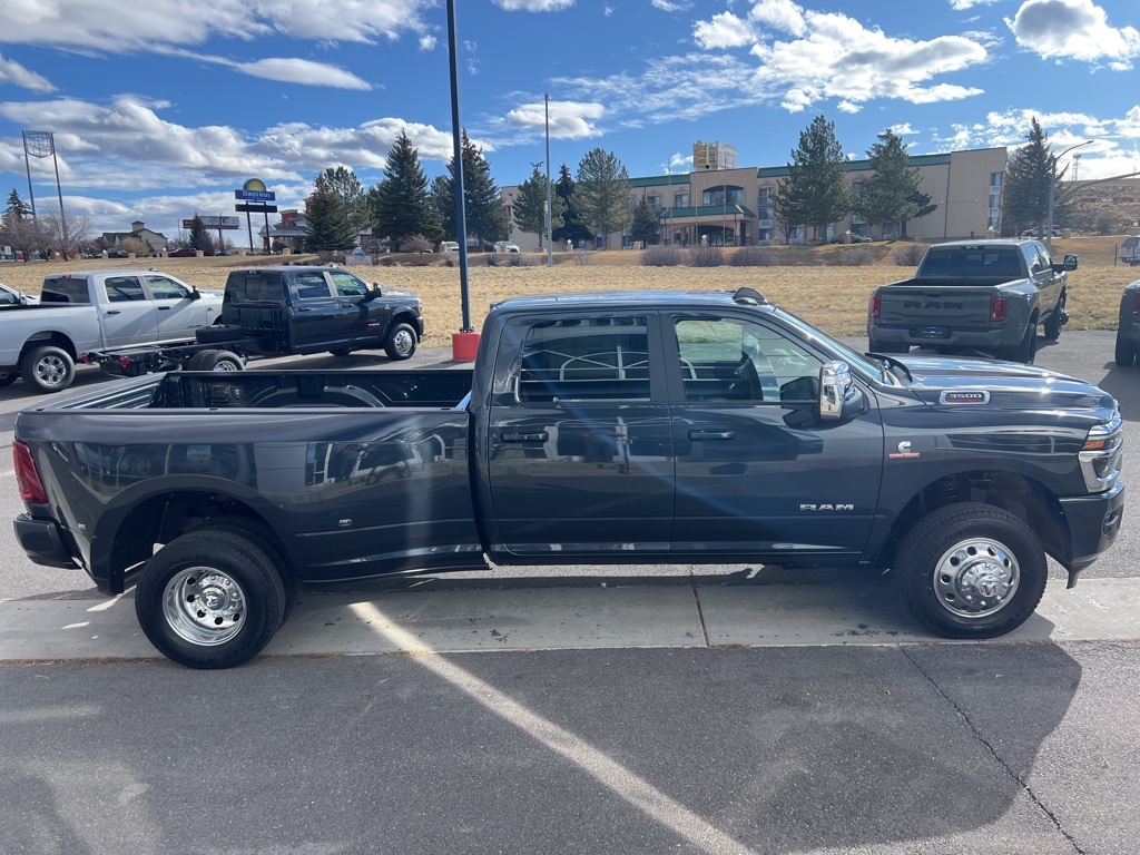 2026 Ram 3500 Laramie photo 4
