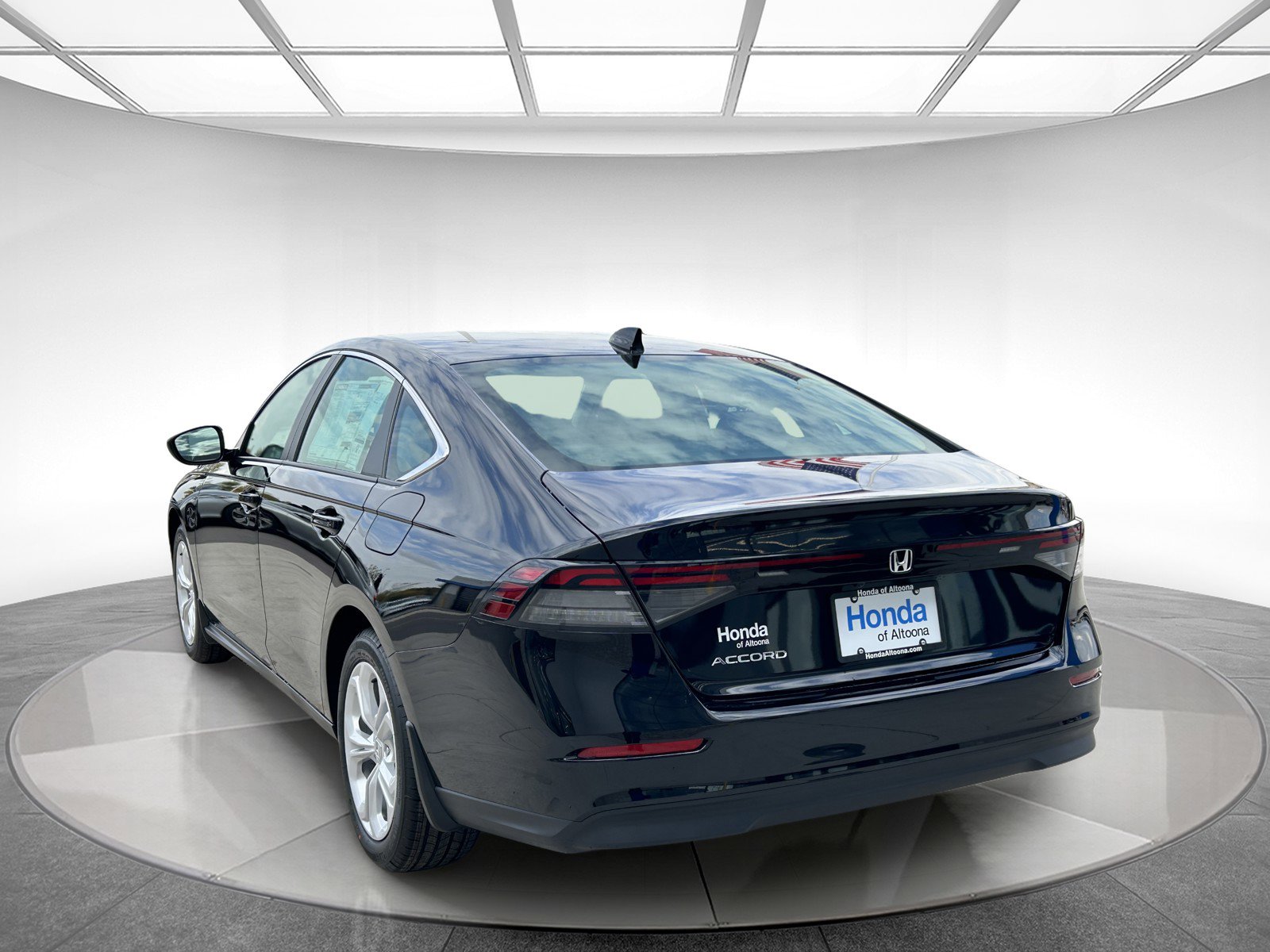 2025 Honda Accord 1.5T LX photo 3