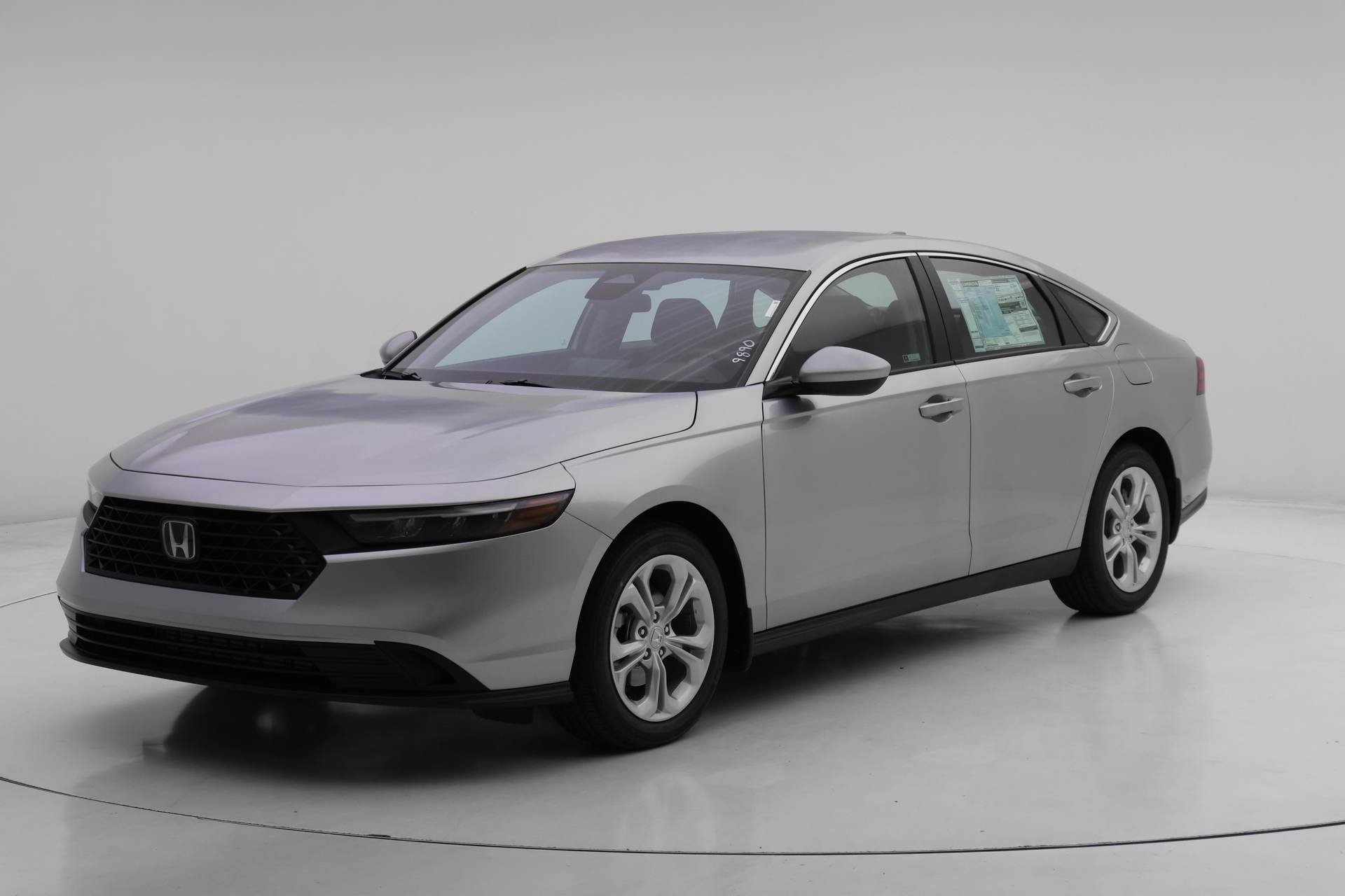 2025 Honda Accord LX's photo