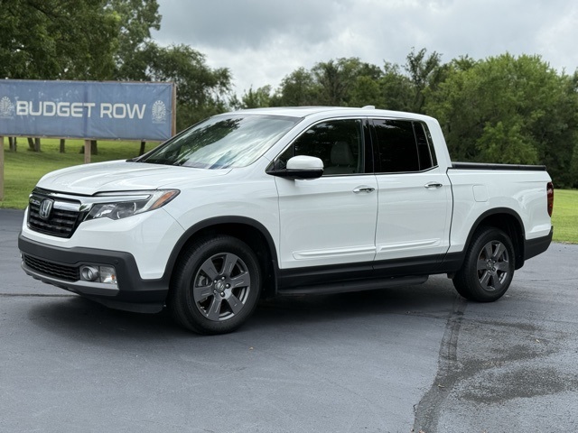 2020 Honda Ridgeline RTL-E photo 3
