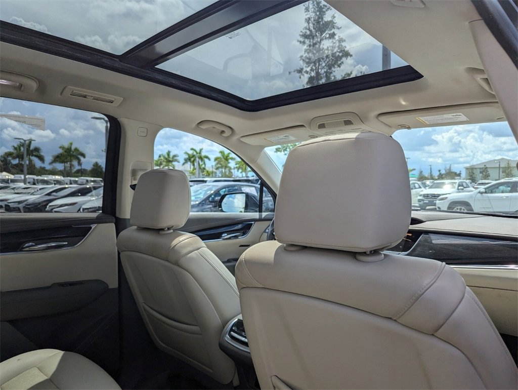 2021 Cadillac XT4 Premium Luxury photo 12